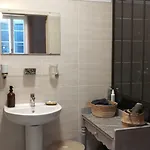 La Vicoise Accueillante Bed & Breakfast 3*